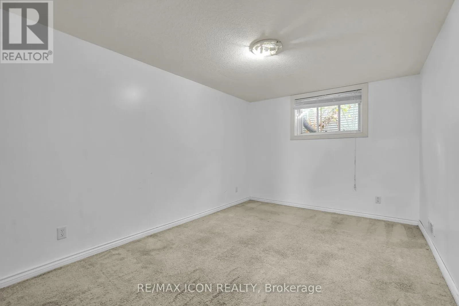 1734 TIGERLILY ROAD
