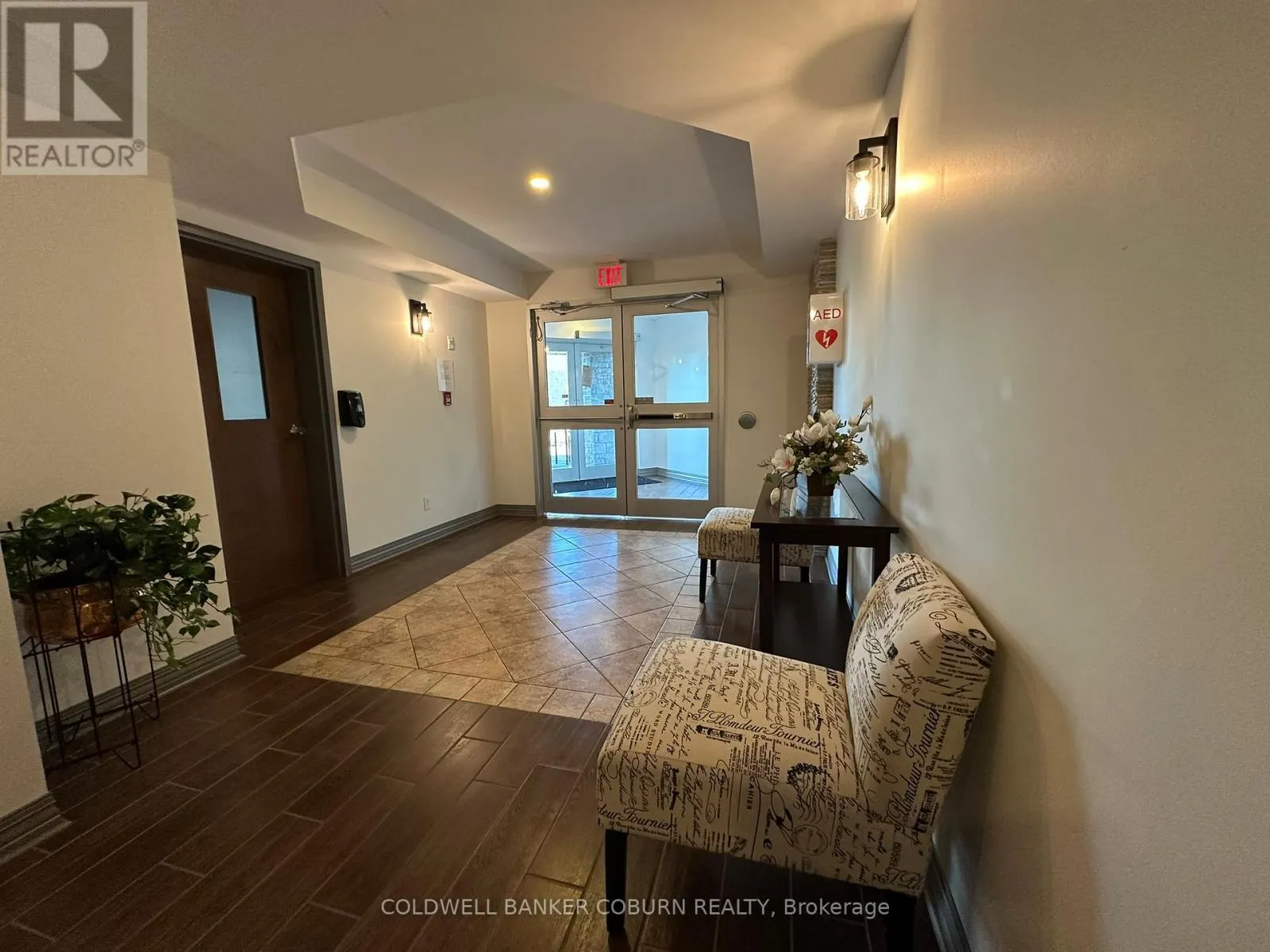 301 - 398 VAN BUREN STREET