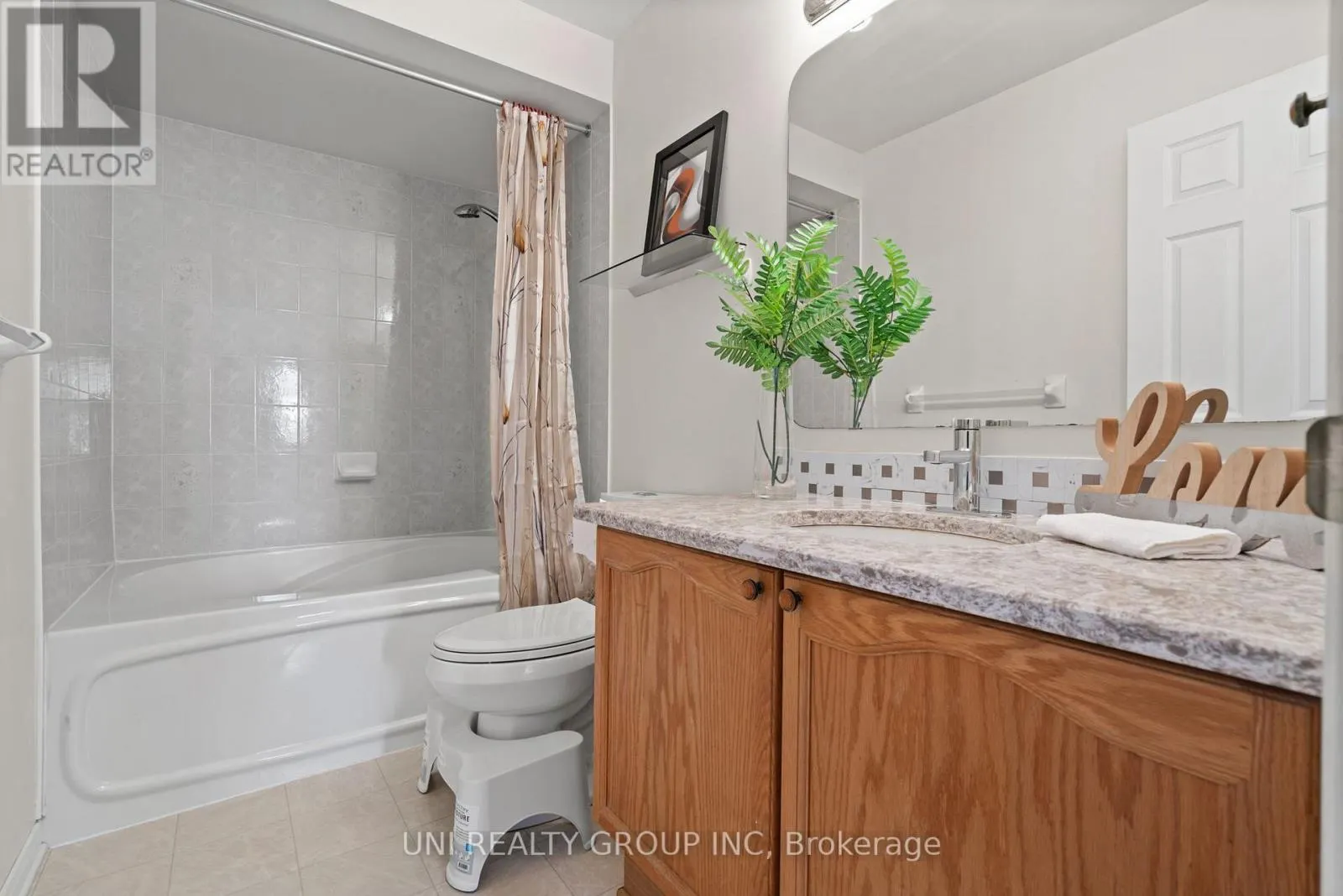 1720 JOBIN CRESCENT