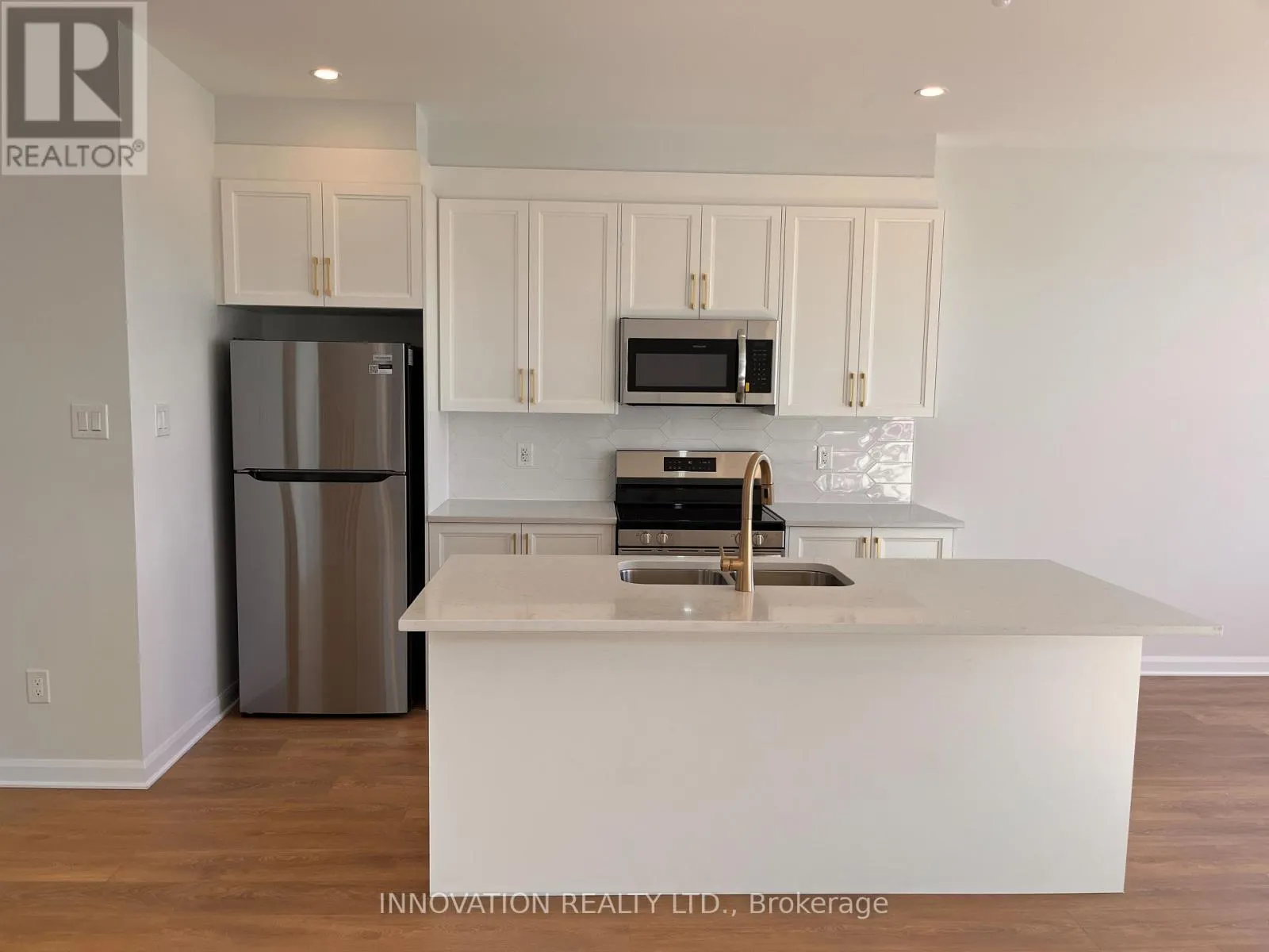 219 VISIONARY LANE
