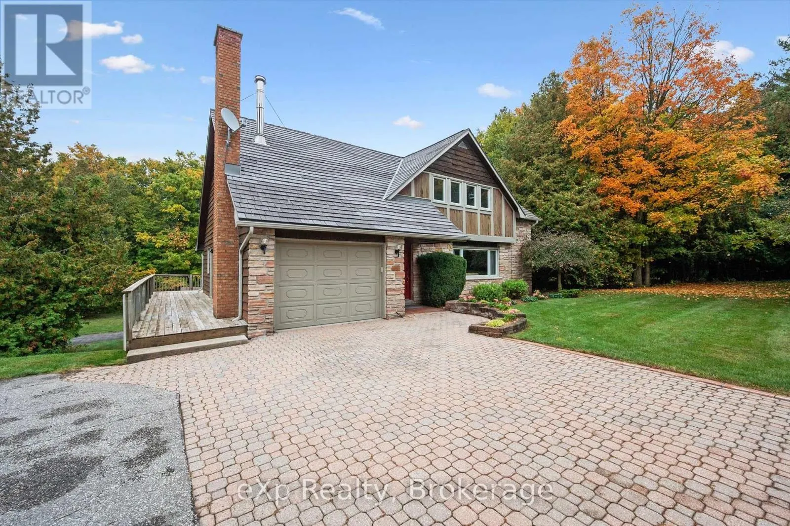 32 GLENHOLM DRIVE