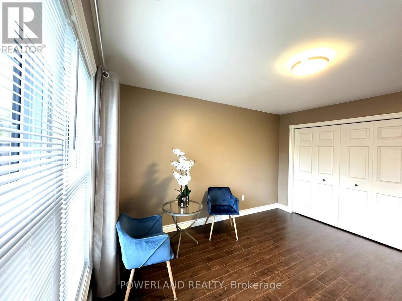 21 BROOKLAND DRIVE