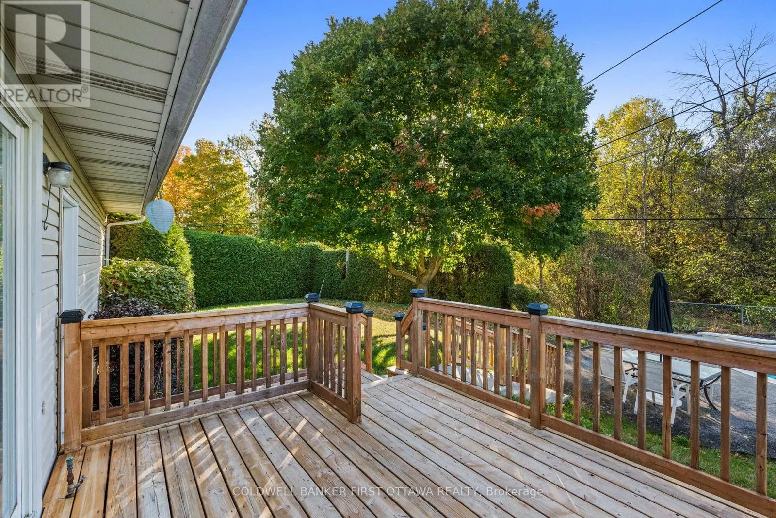 7 MIDDLEWOOD COURT