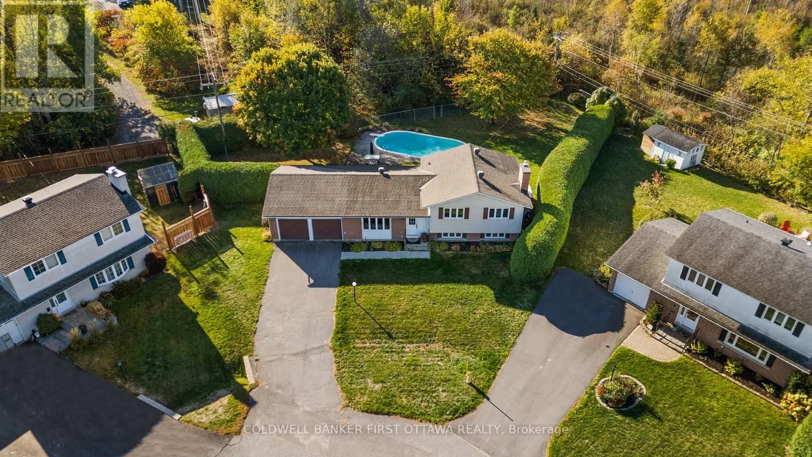 7 MIDDLEWOOD COURT