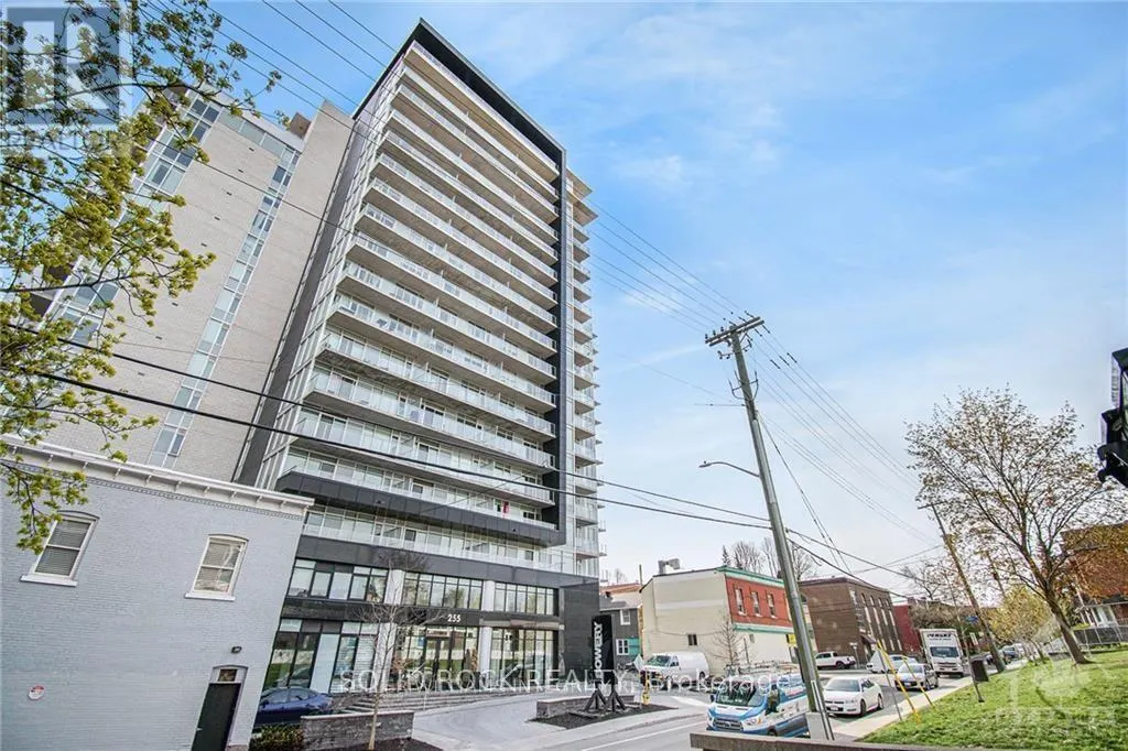 213 - 255 BAY STREET