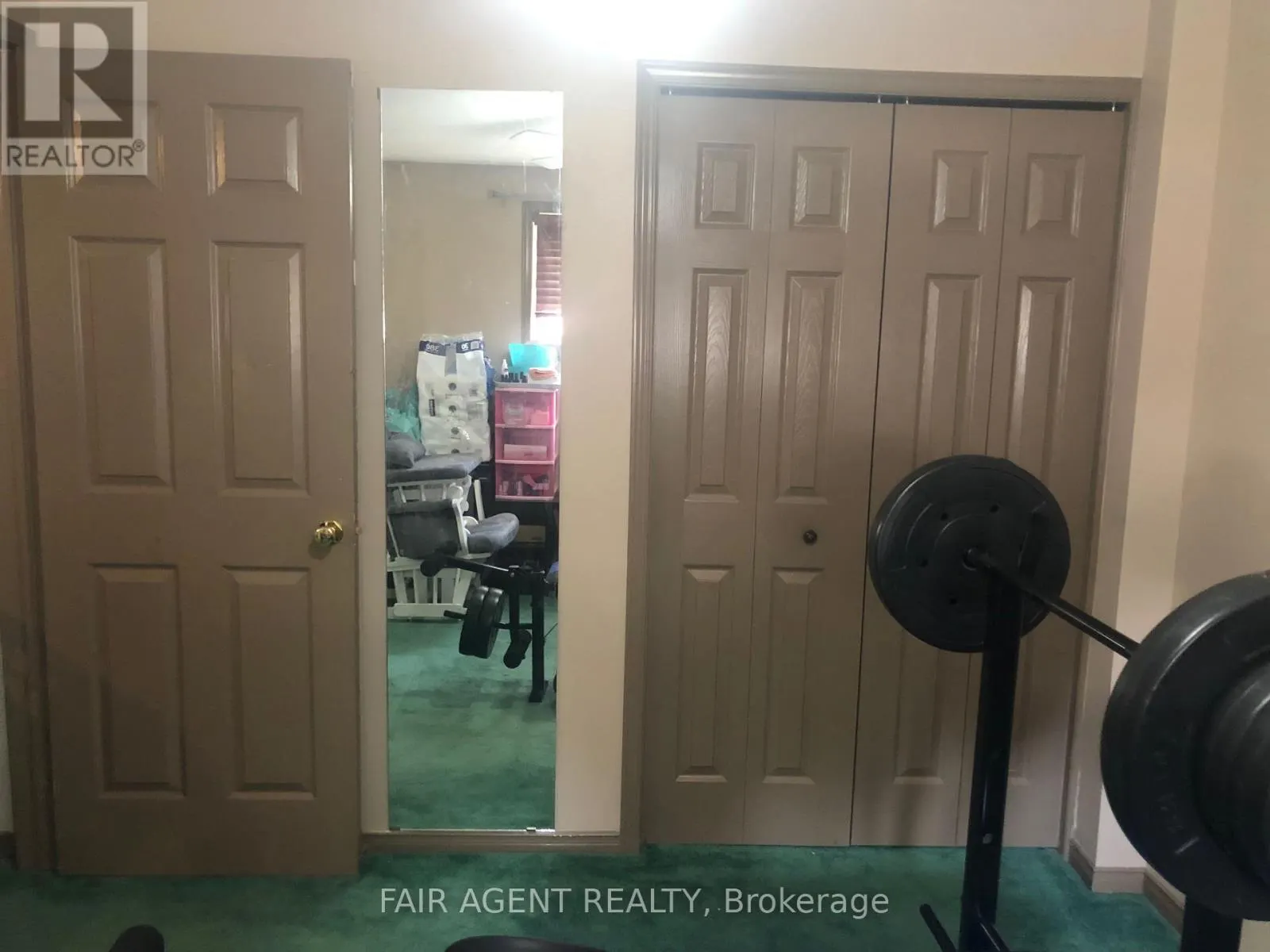 562 ERINBROOK DRIVE
