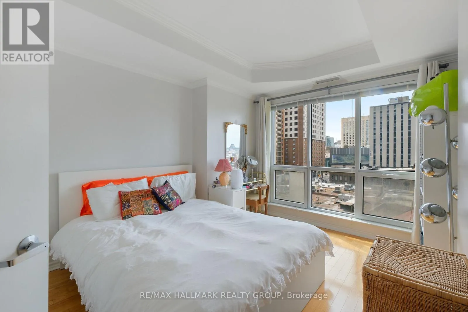 706 - 200 RIDEAU STREET