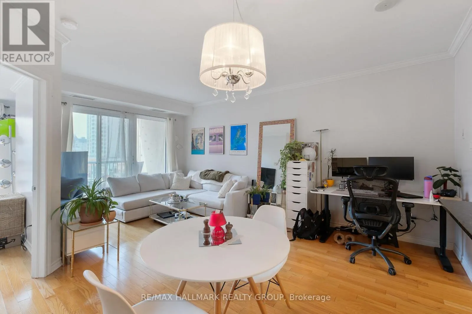 706 - 200 RIDEAU STREET