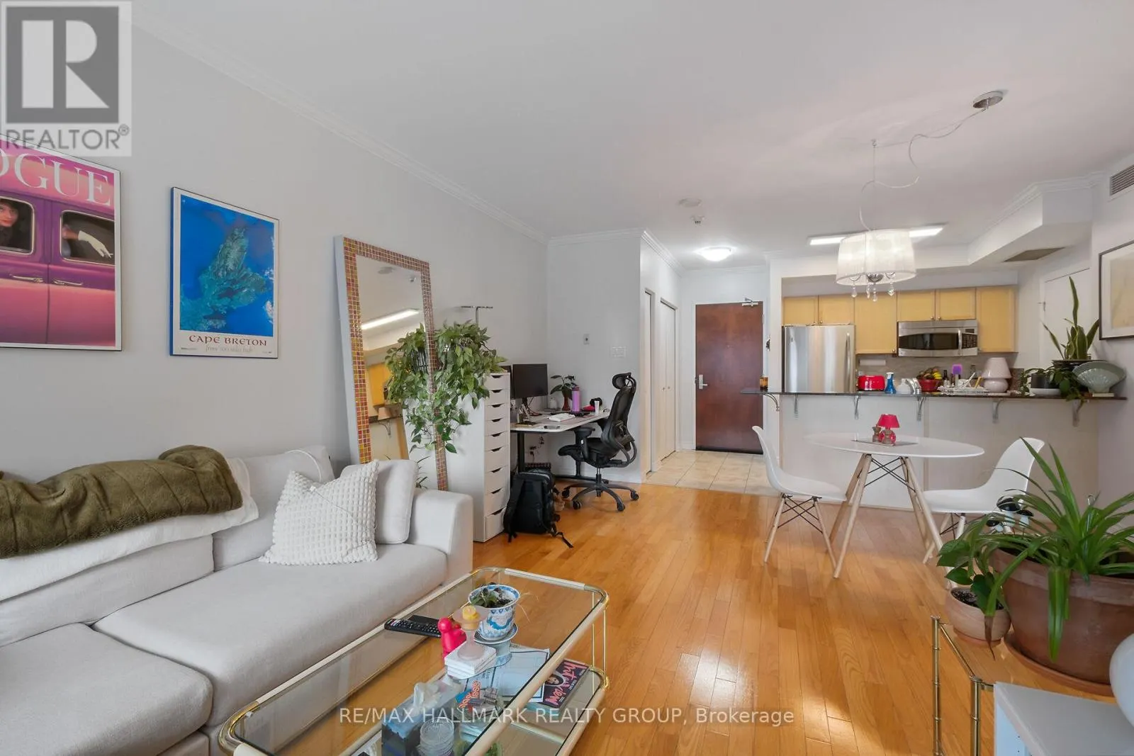 706 - 200 RIDEAU STREET