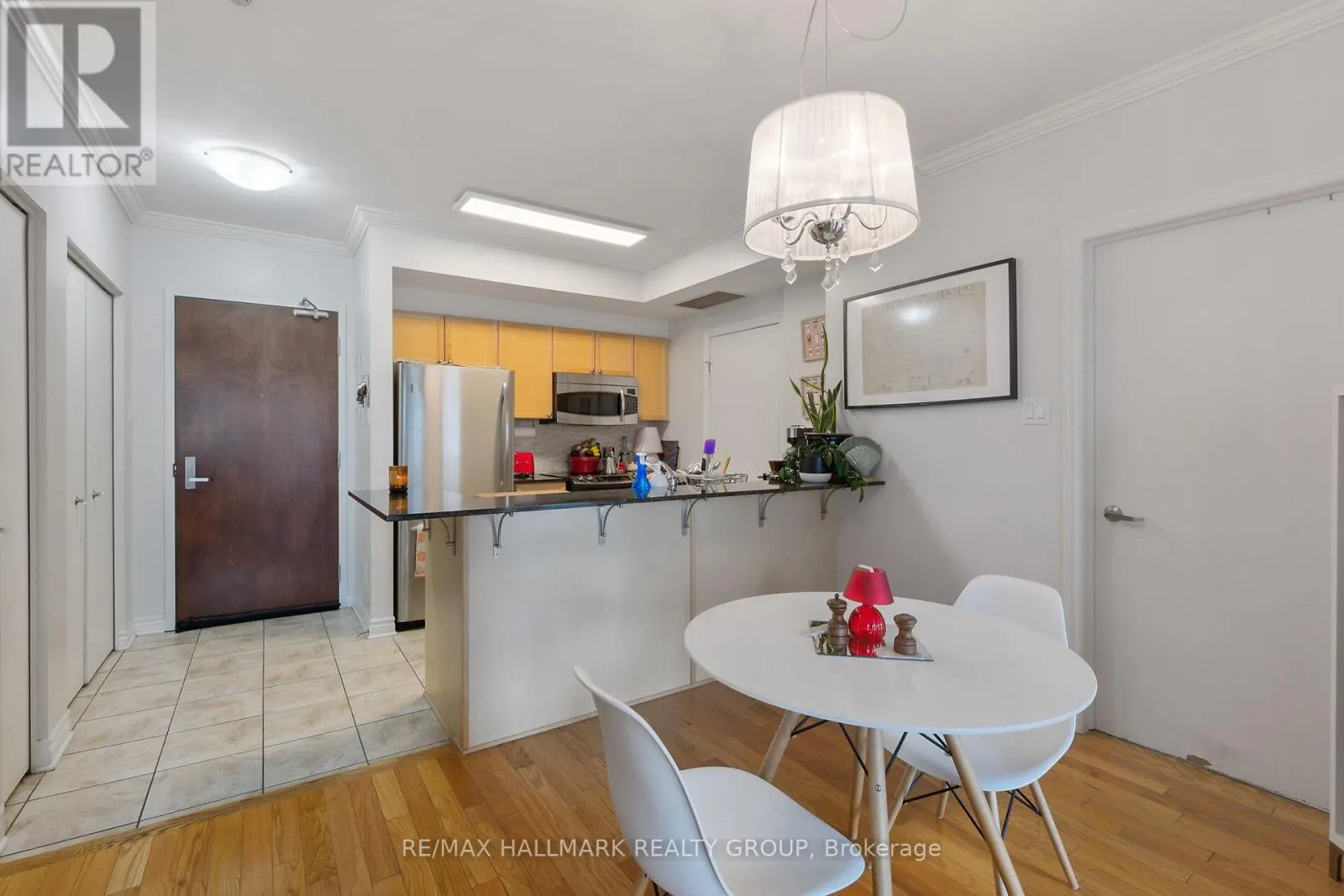 706 - 200 RIDEAU STREET