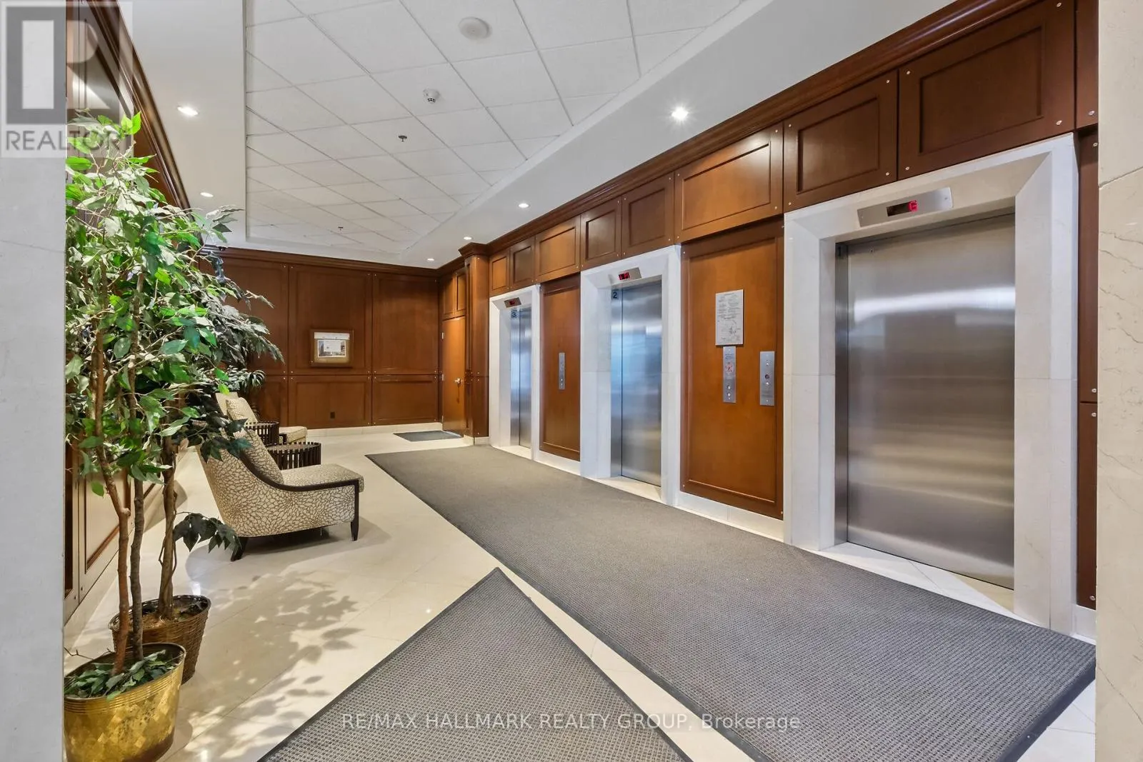 706 - 200 RIDEAU STREET
