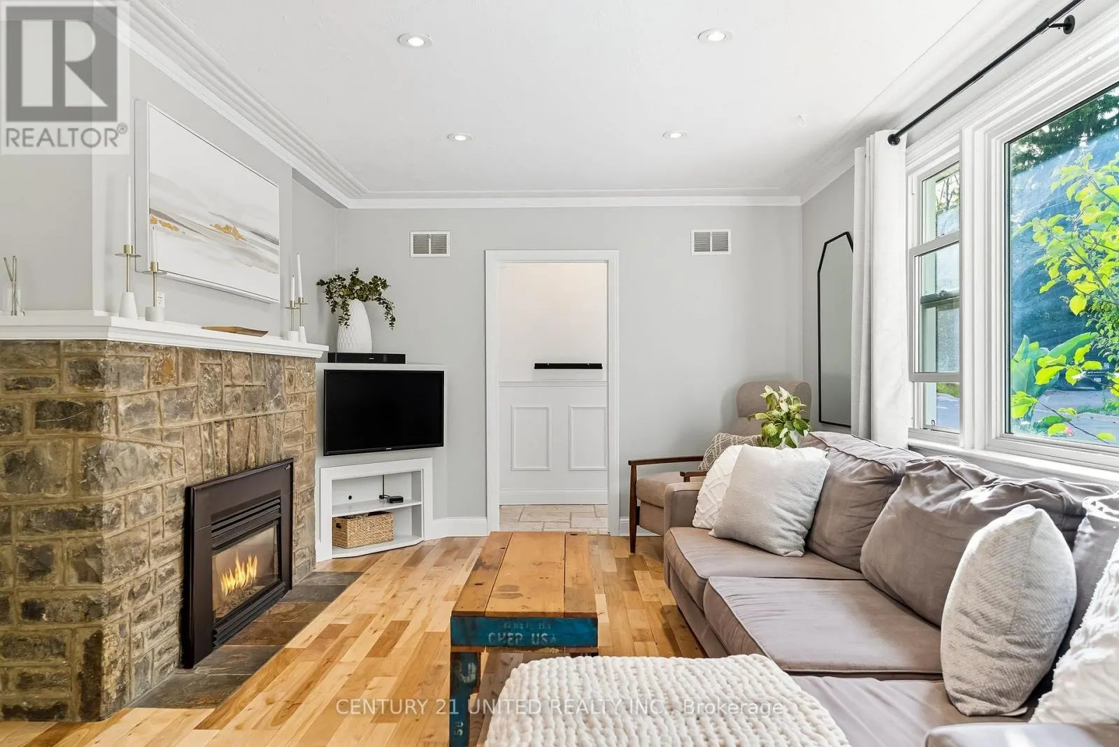 141 O'CARROLL AVENUE