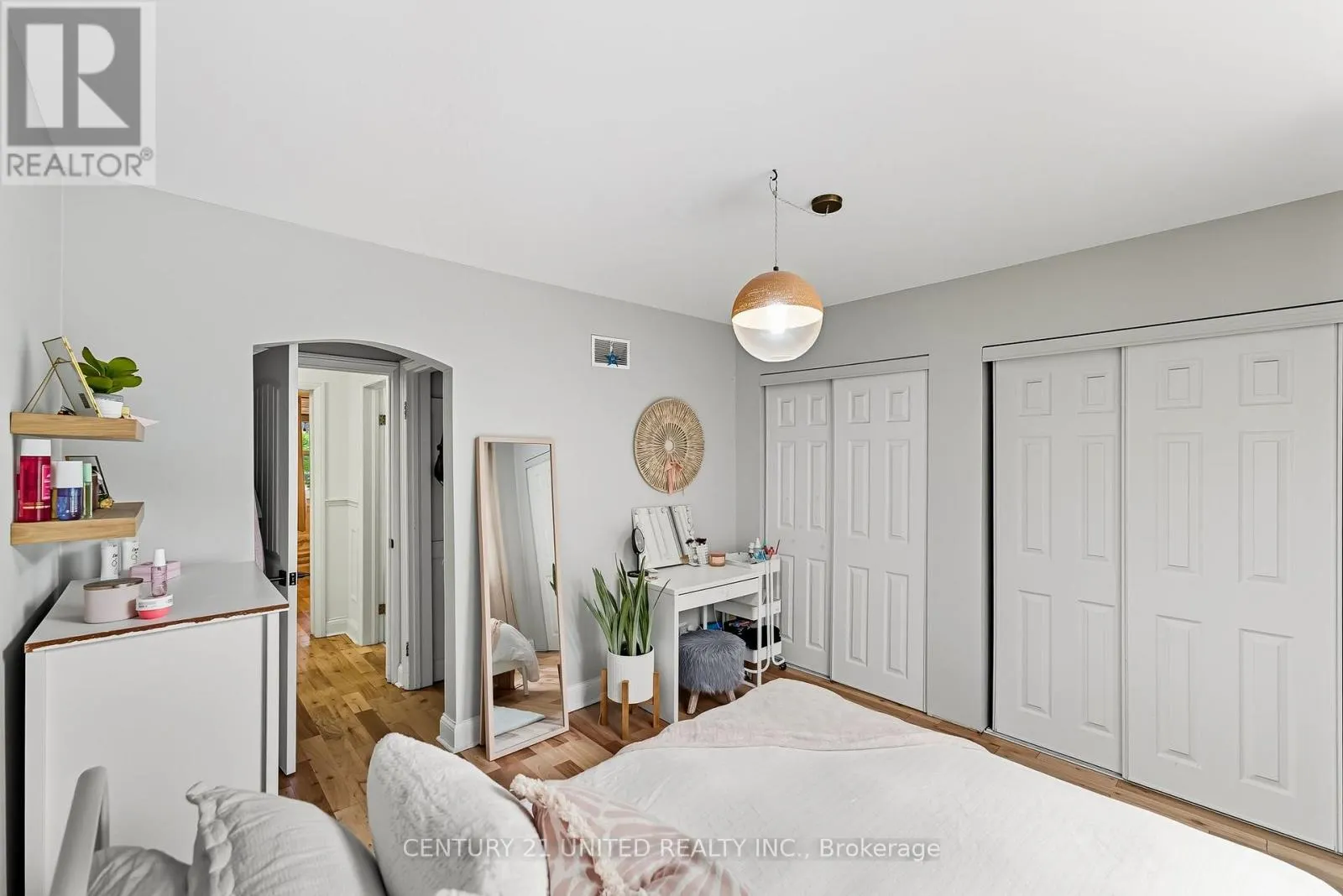 141 O'CARROLL AVENUE