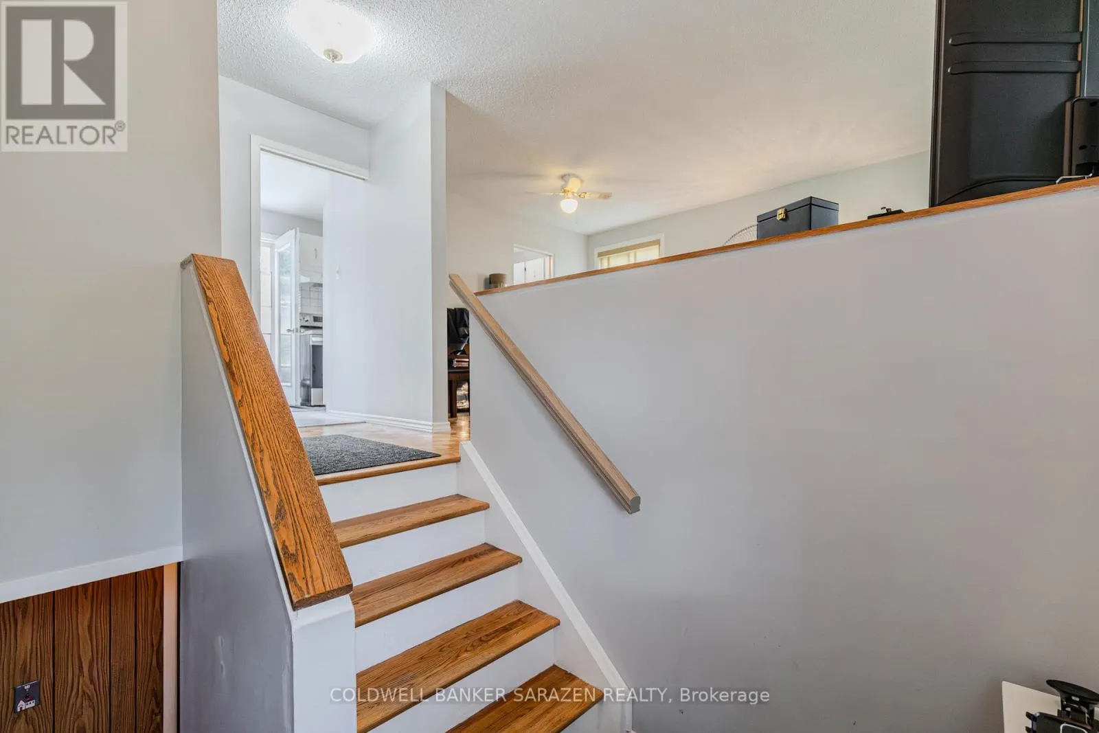 6535 RIDEAU VALLEY DRIVE N
