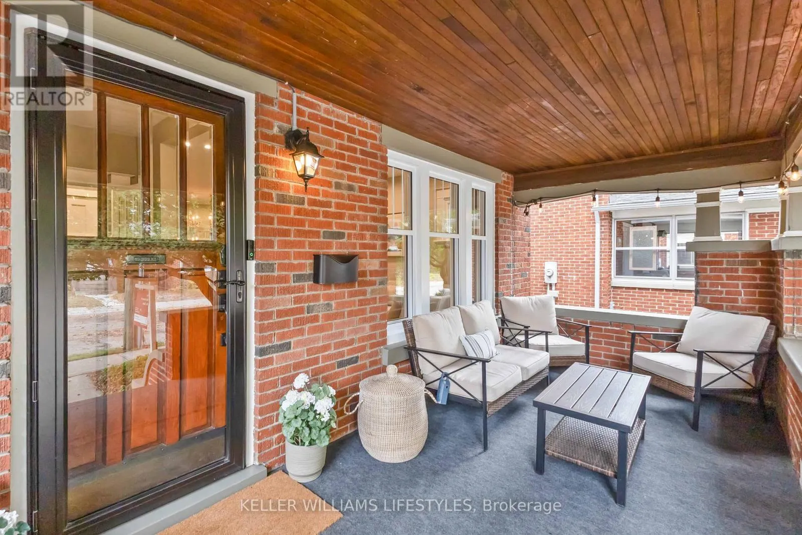 17 ERIE AVENUE