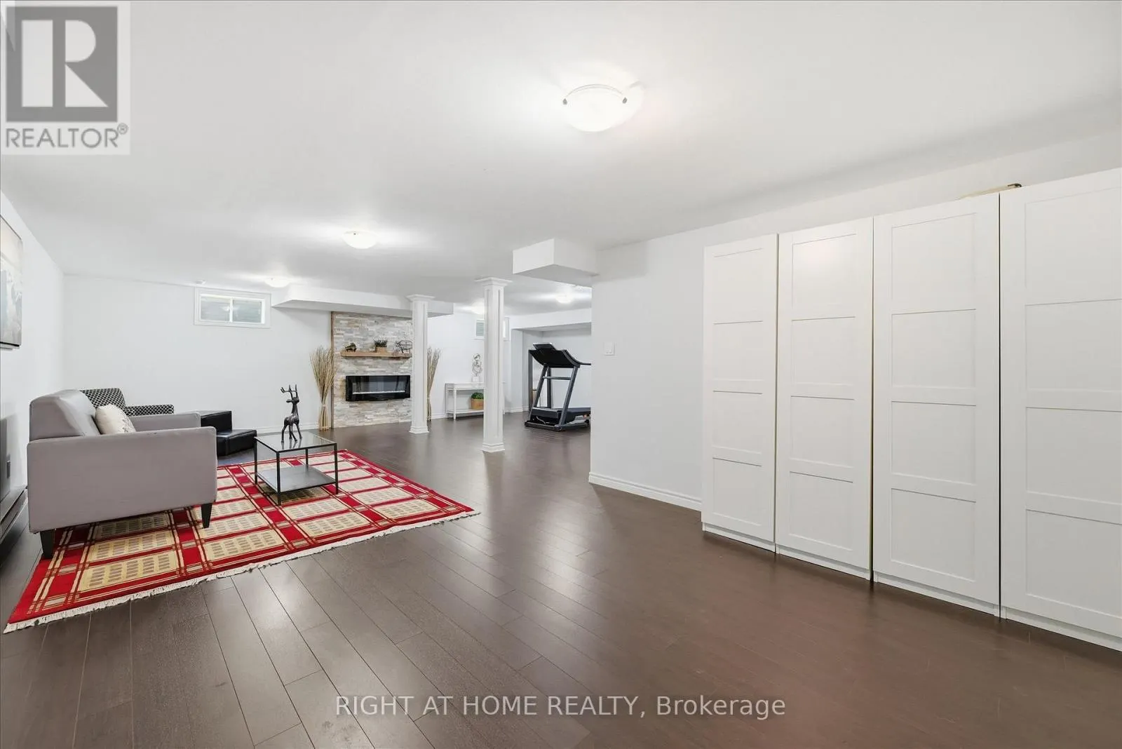 111 GRACEHILL CRESCENT