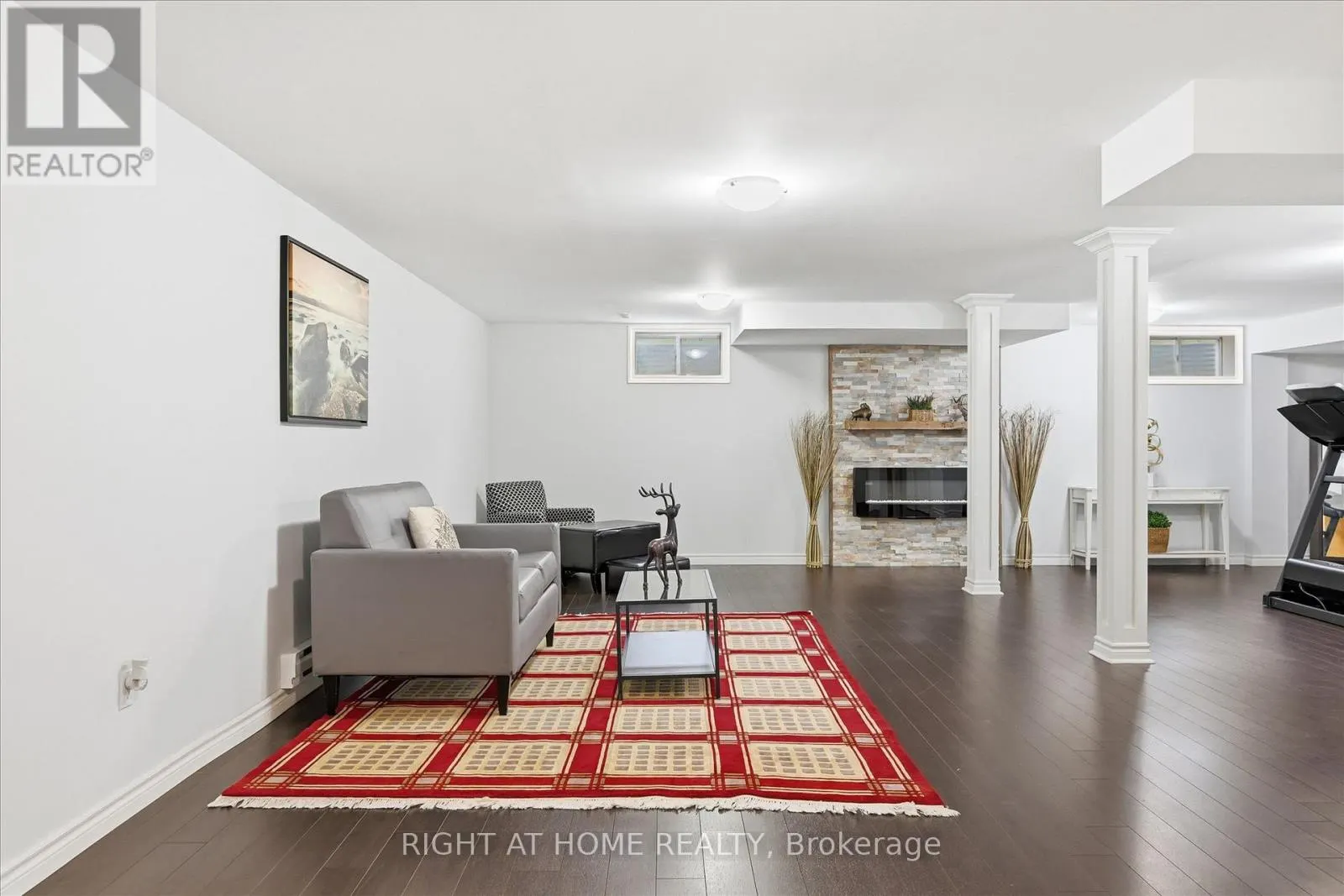 111 GRACEHILL CRESCENT