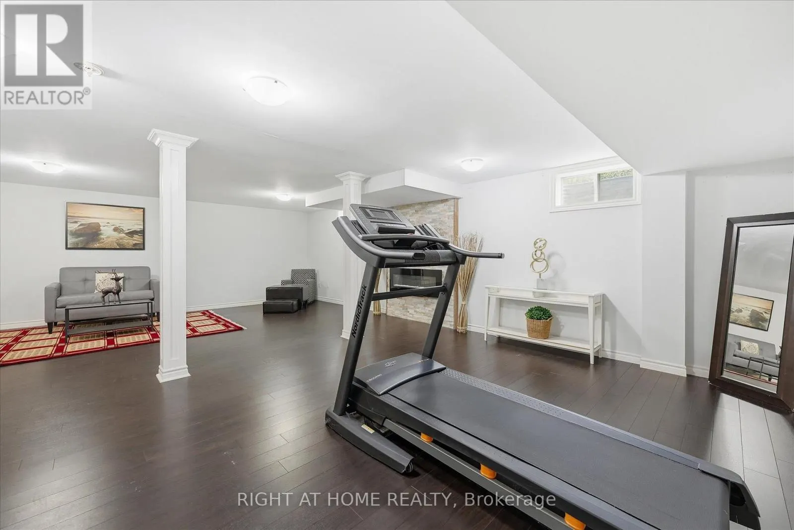 111 GRACEHILL CRESCENT