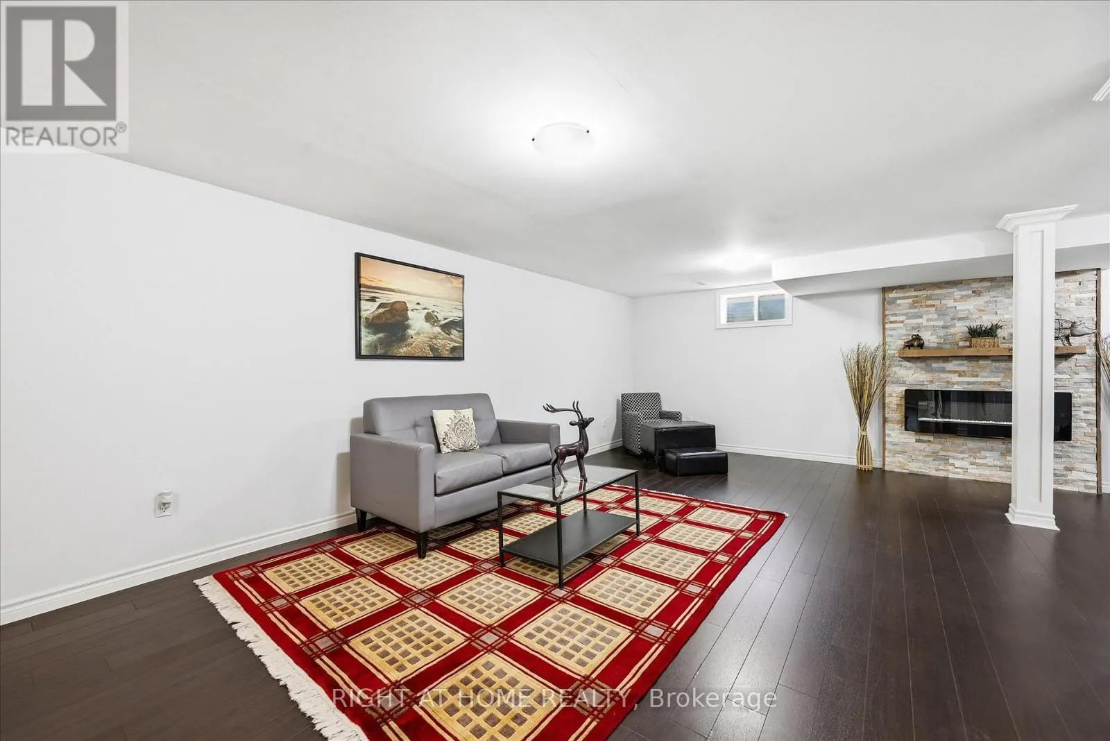 111 GRACEHILL CRESCENT