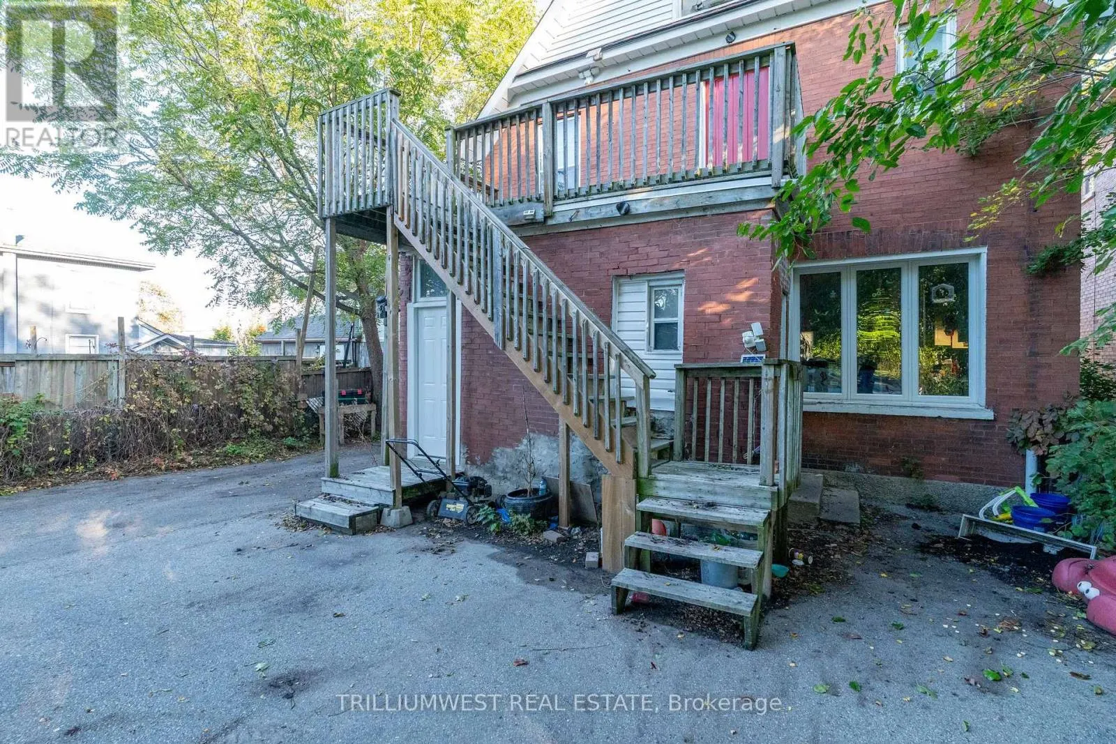 UPPER - 63 HIGHLAND ROAD