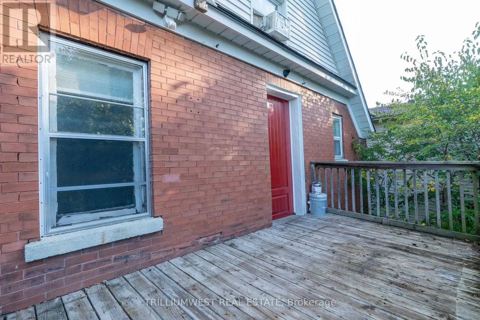 UPPER - 63 HIGHLAND ROAD