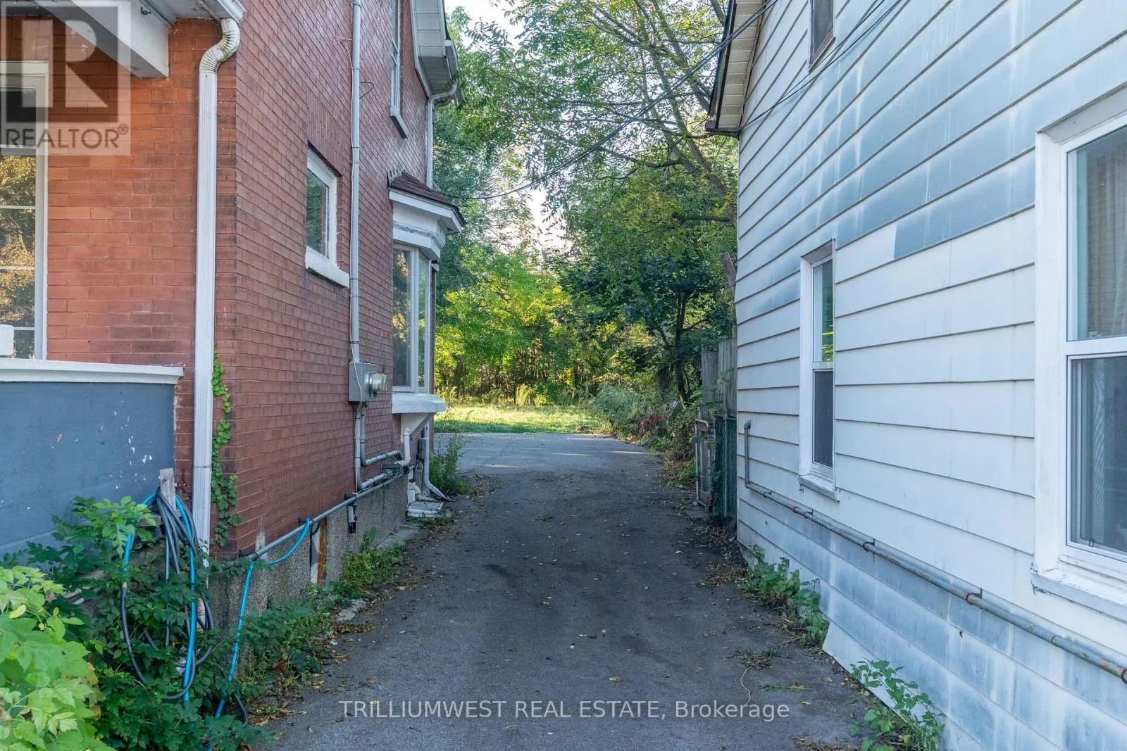 UPPER - 63 HIGHLAND ROAD