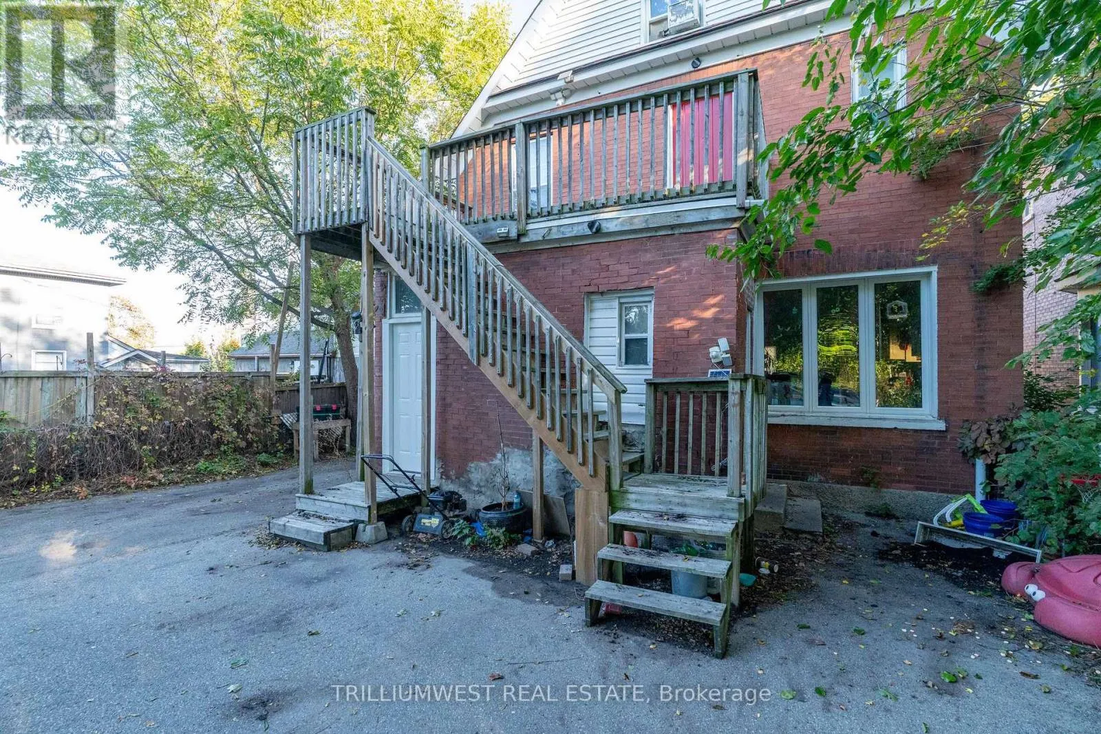 UPPER - 63 HIGHLAND ROAD