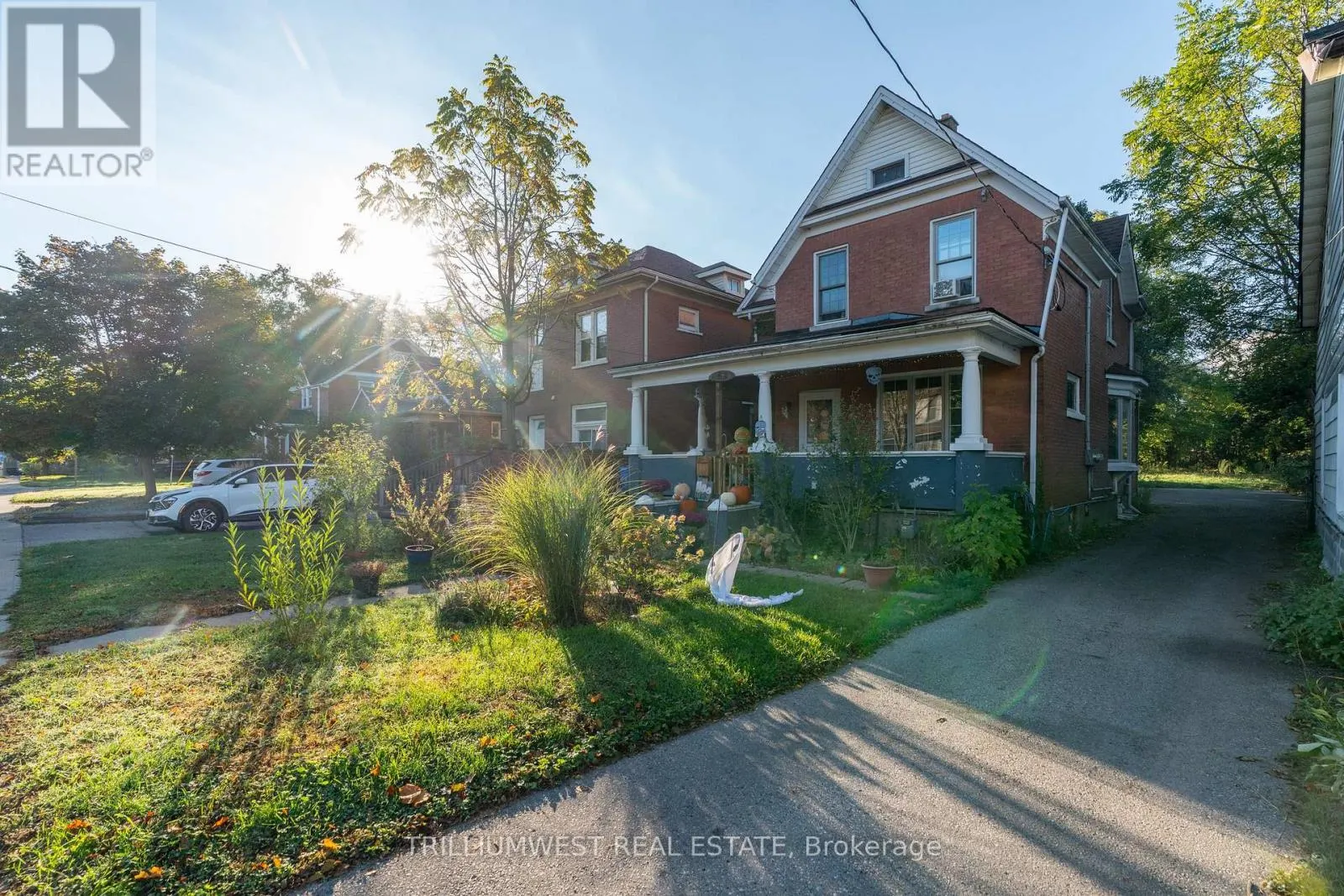 UPPER - 63 HIGHLAND ROAD