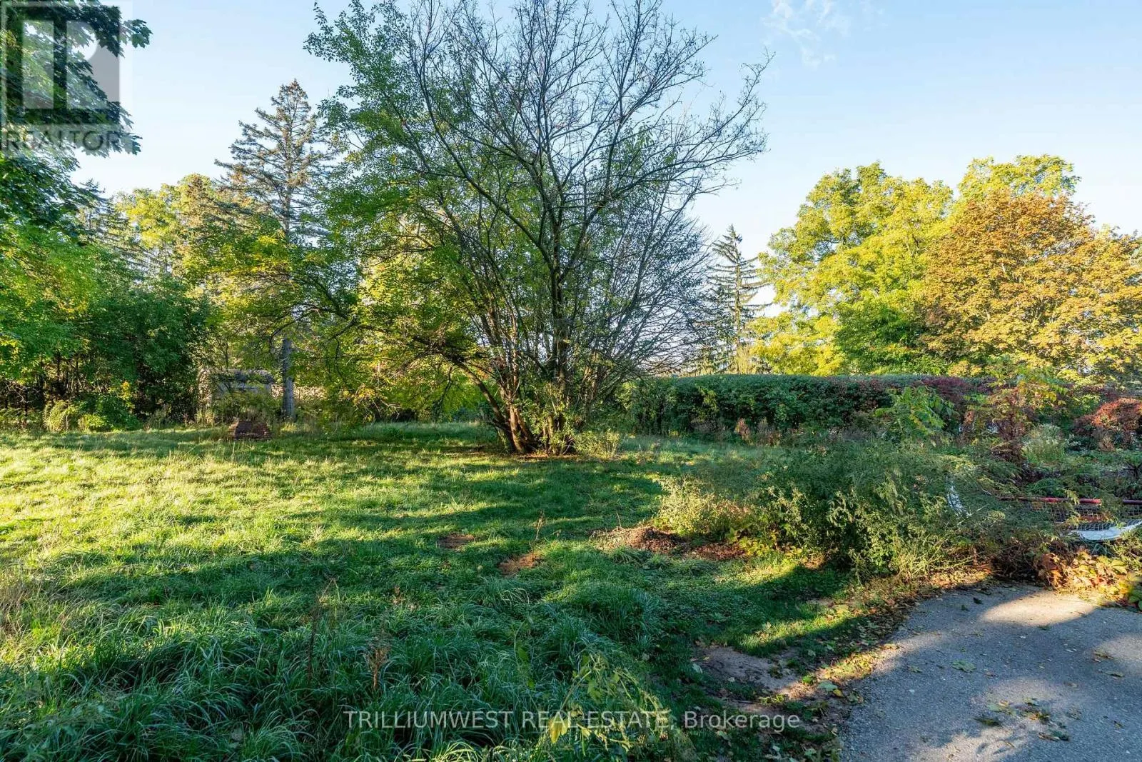 UPPER - 63 HIGHLAND ROAD