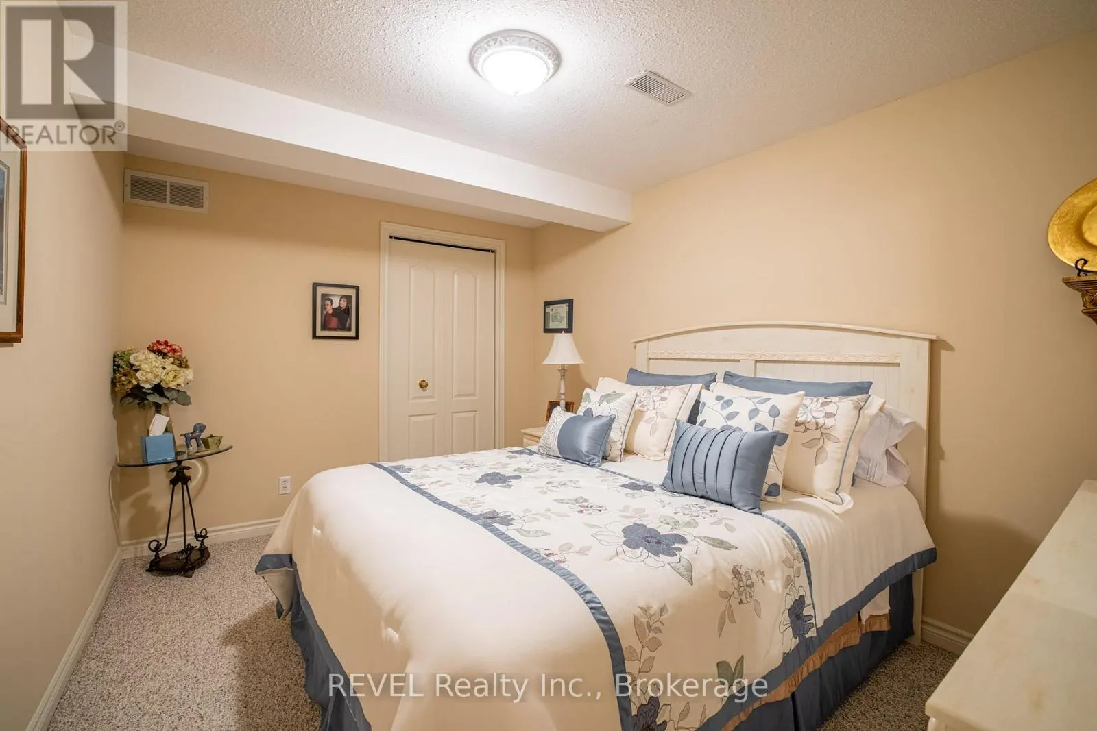23 - 1439 NIAGARA STONE ROAD, #23