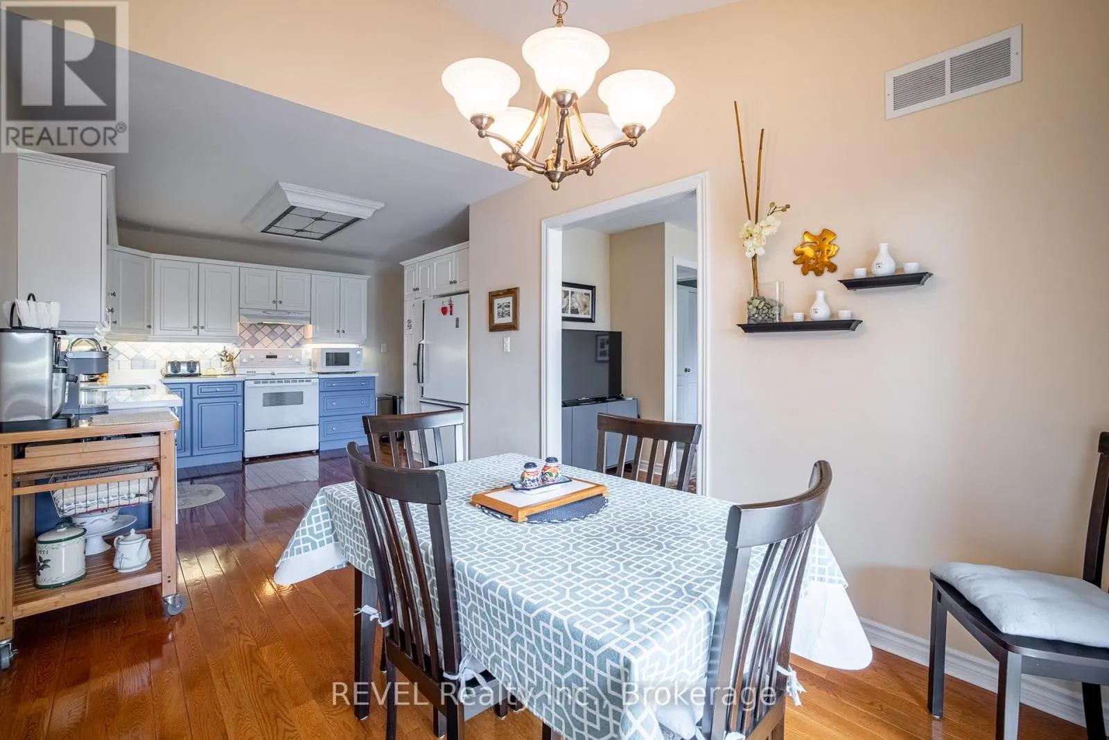 23 - 1439 NIAGARA STONE ROAD, #23