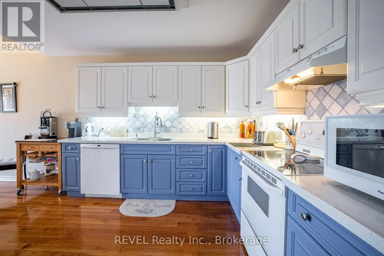 23 - 1439 NIAGARA STONE ROAD, #23