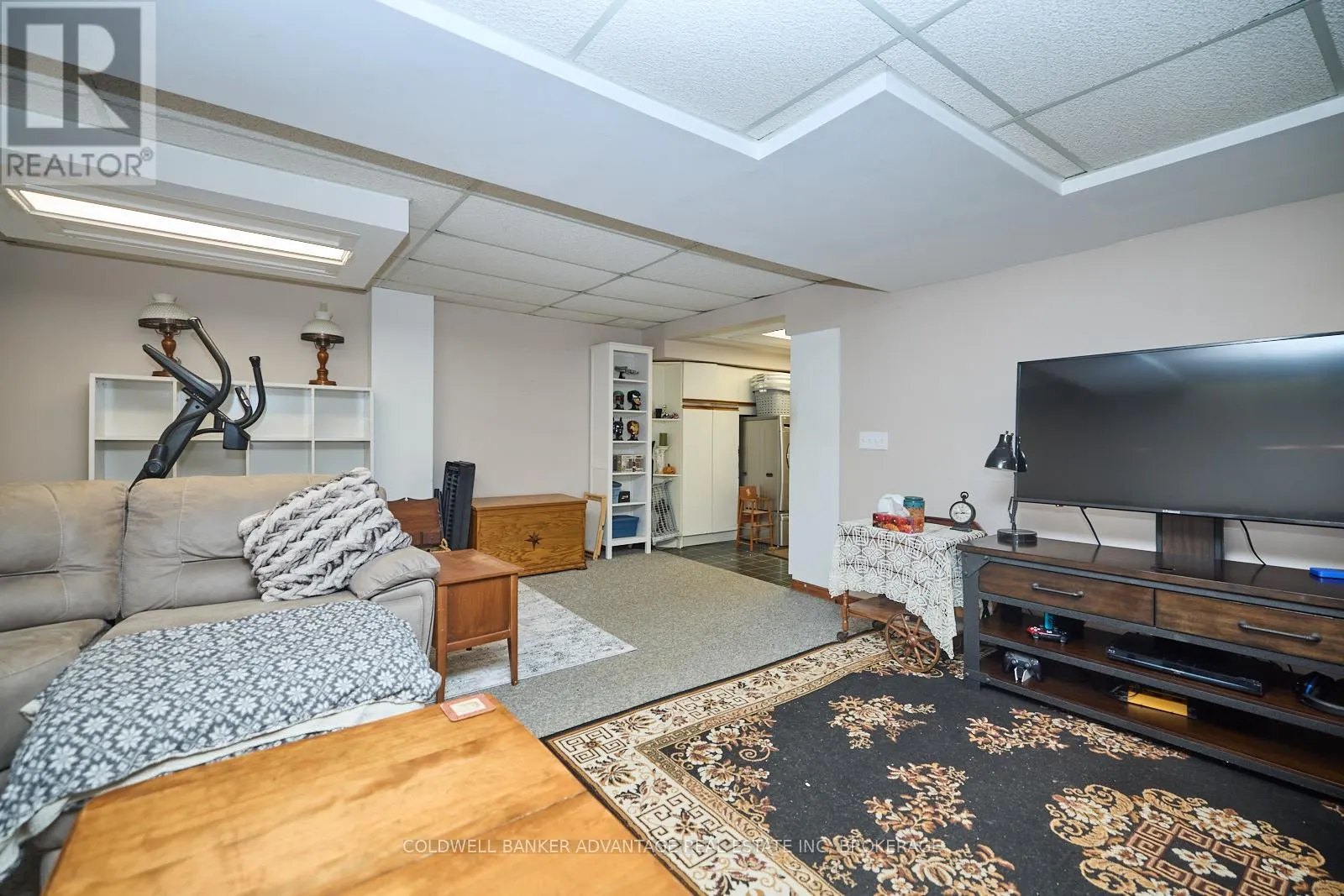 33 NAPLES COURT