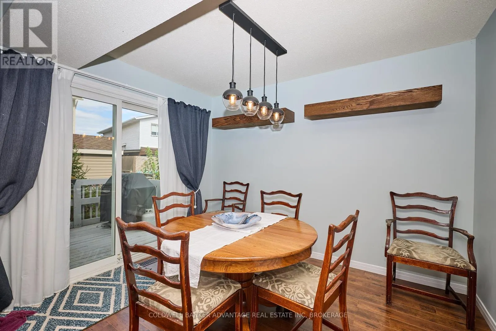 33 NAPLES COURT