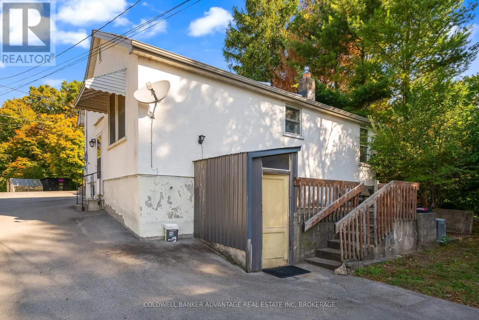 218 CANBORO ROAD
