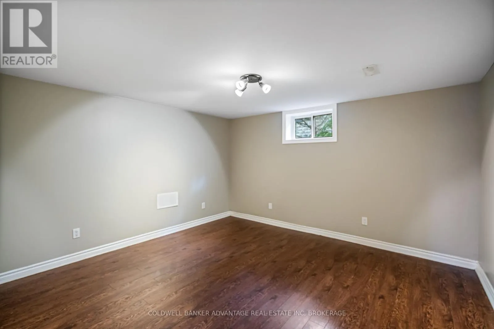 218 CANBORO ROAD