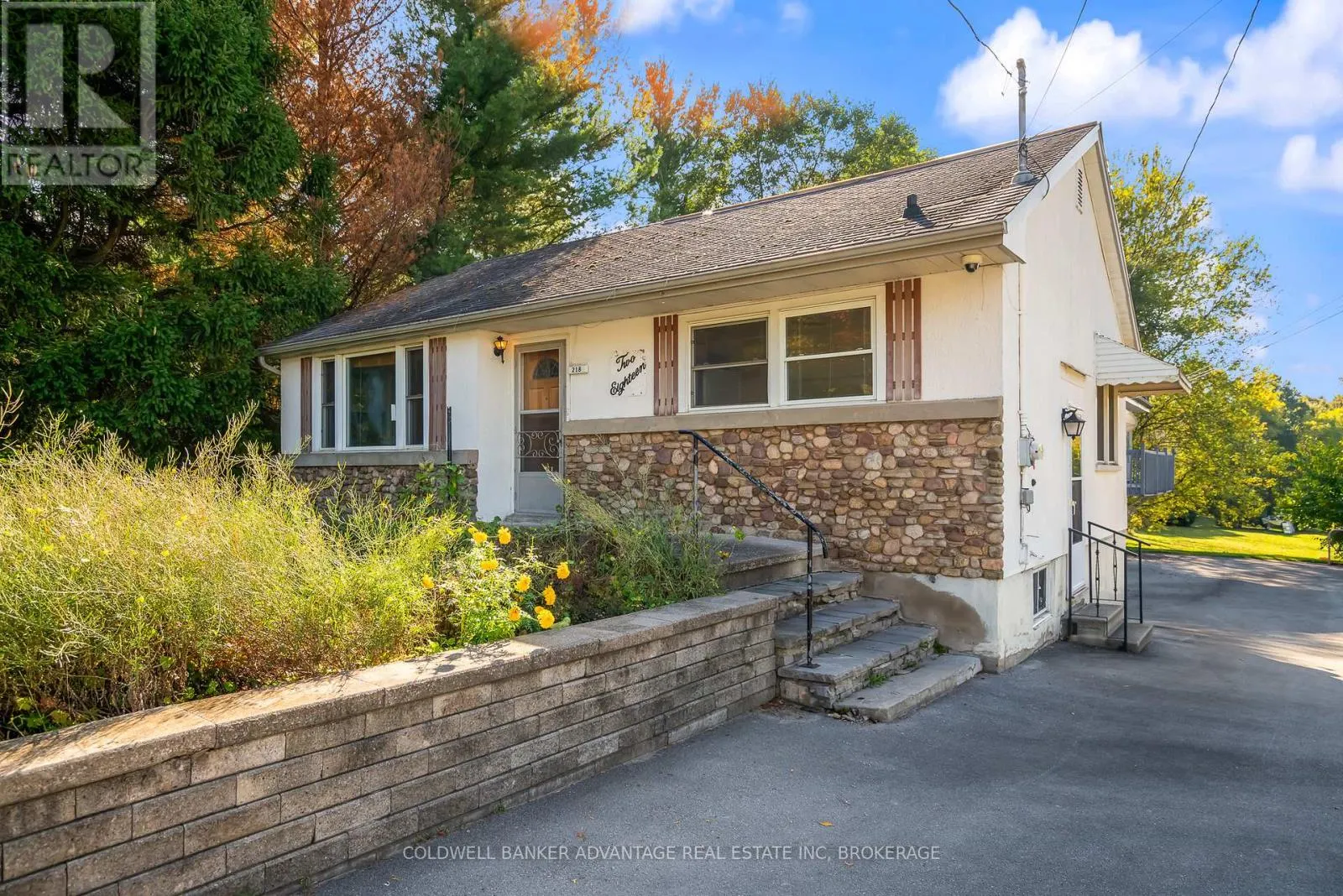 218 CANBORO ROAD
