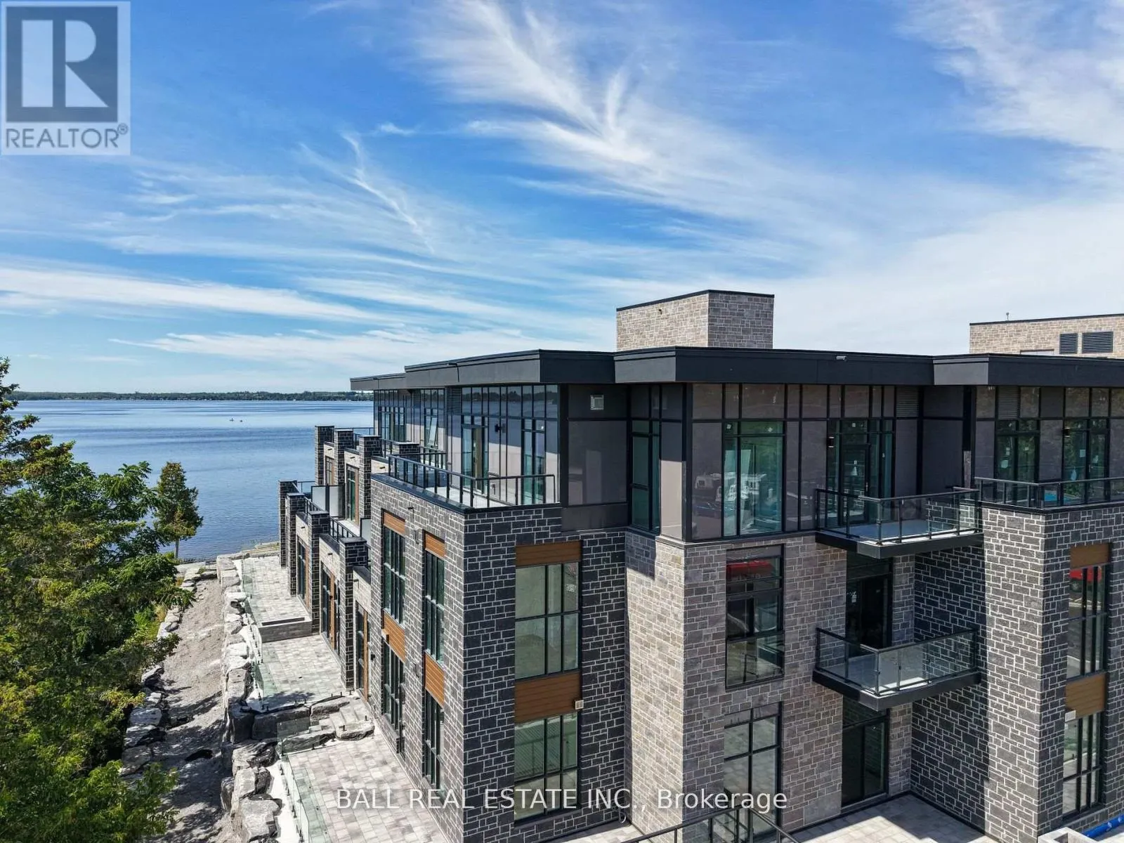 116 - 99 LOUISA STREET, #116