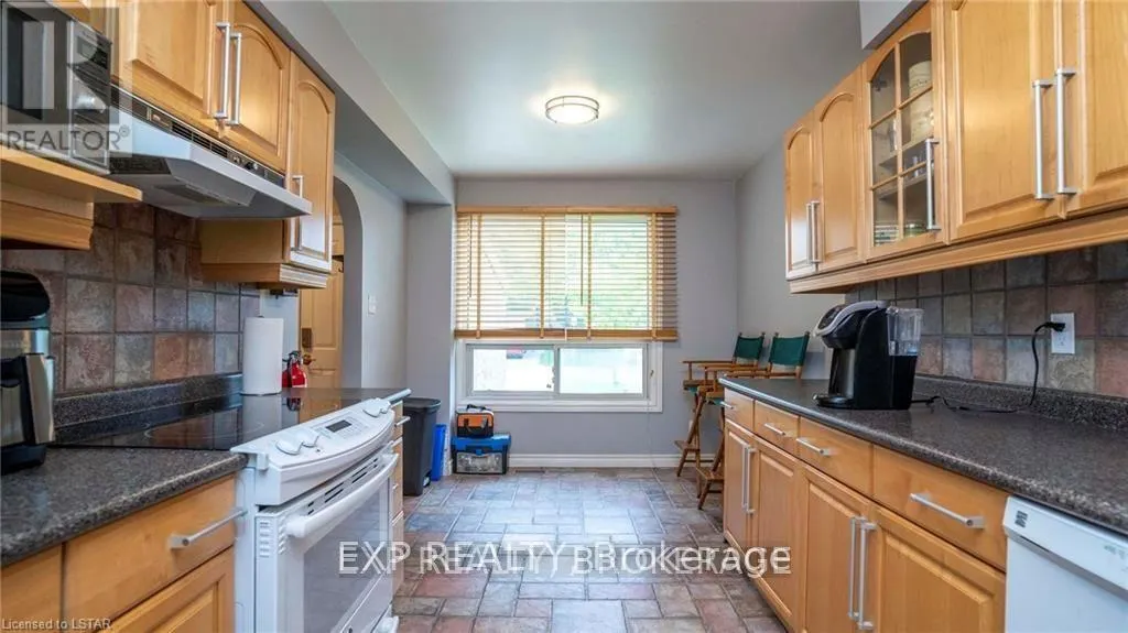 53-1460 SINGLETON ROAD