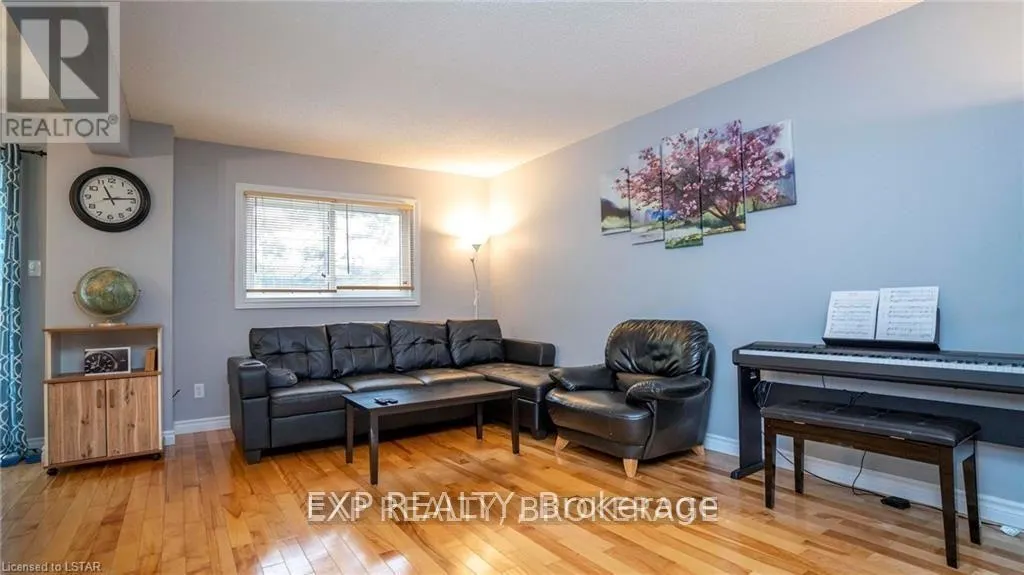 53-1460 SINGLETON ROAD
