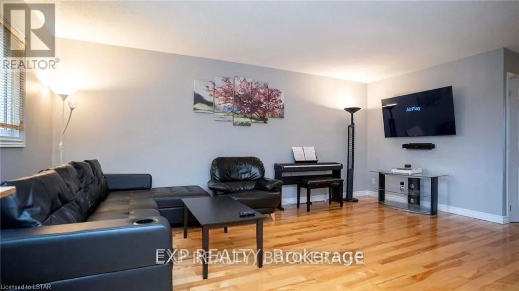53-1460 SINGLETON ROAD