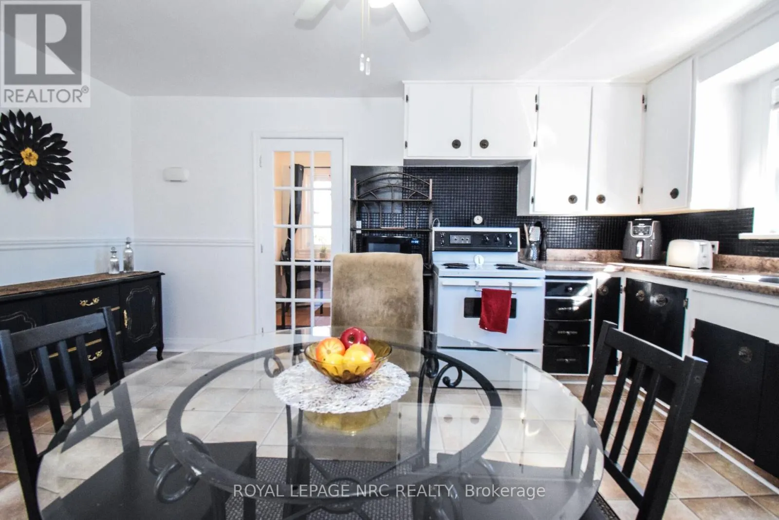 5367 KITCHENER STREET
