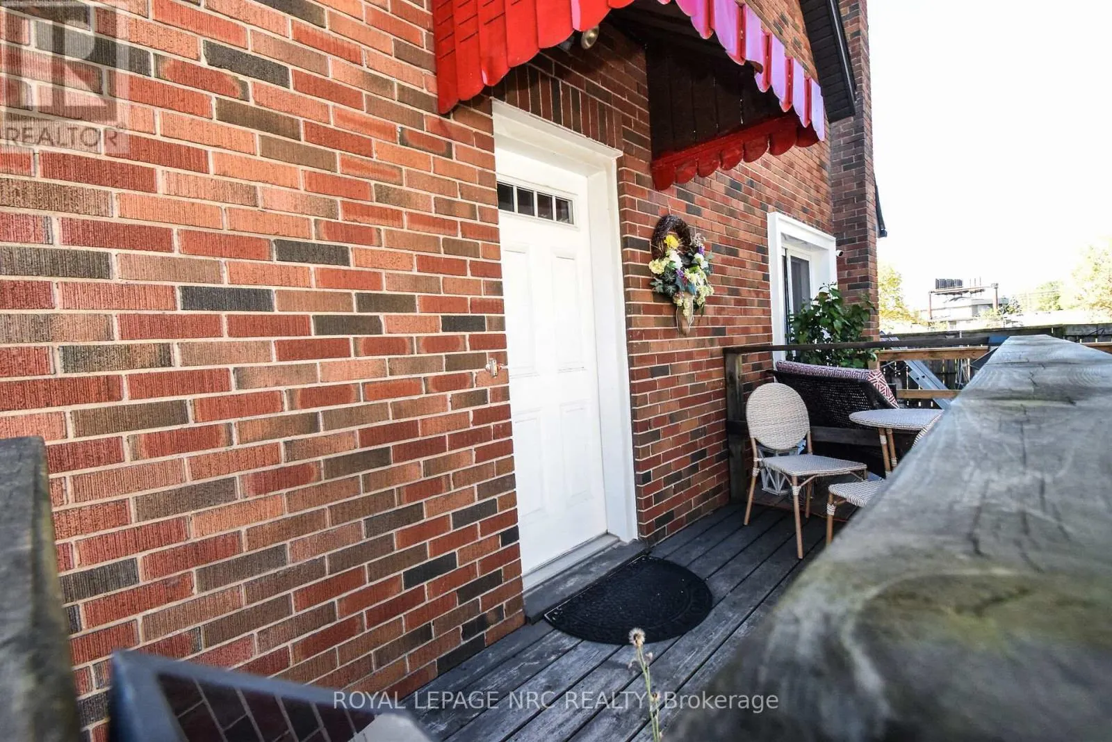 5367 KITCHENER STREET
