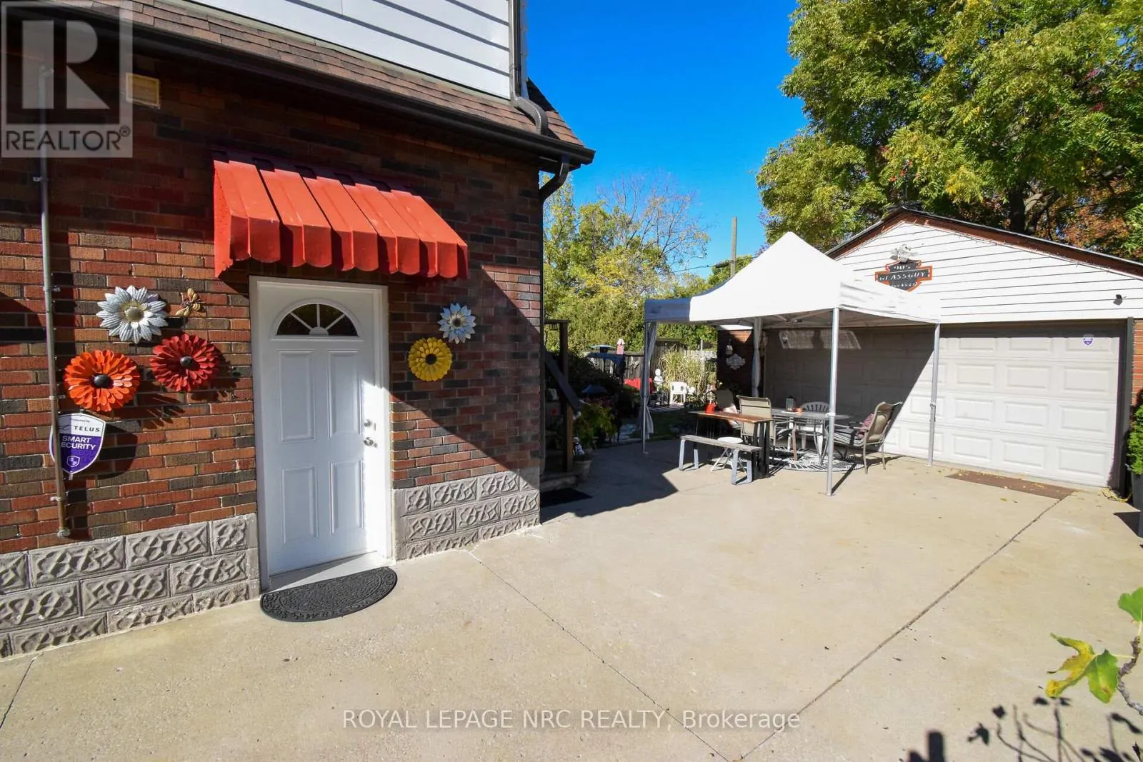 5367 KITCHENER STREET