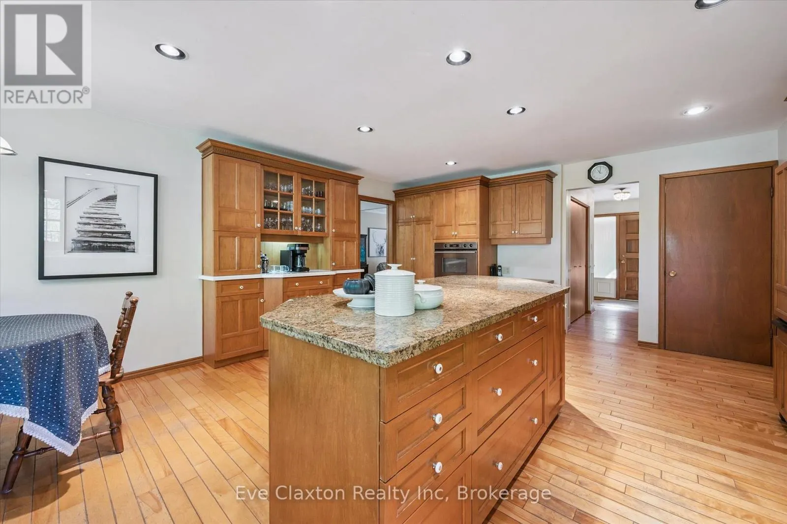2314 SHANTZ STATION ROAD