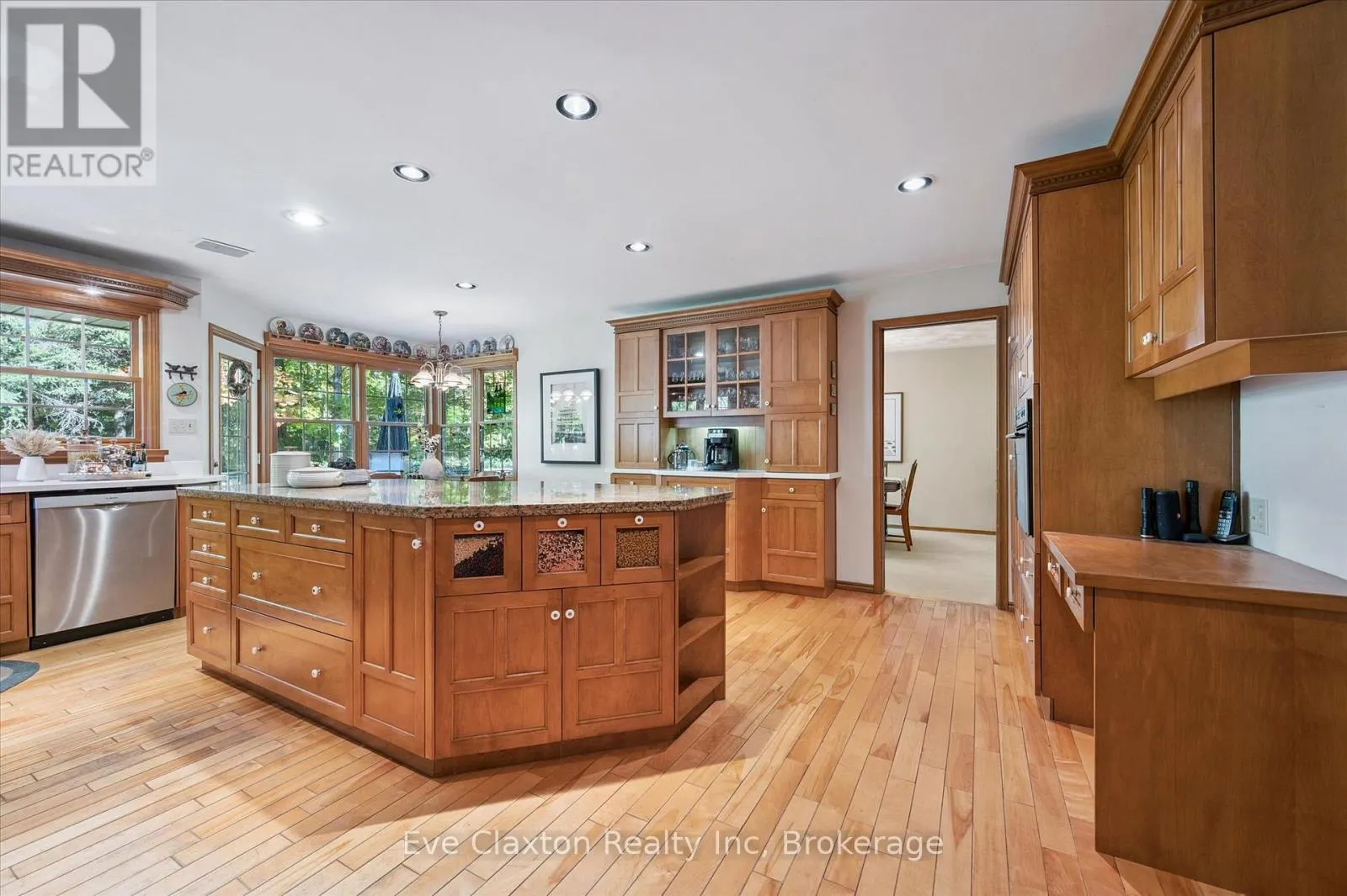 2314 SHANTZ STATION ROAD