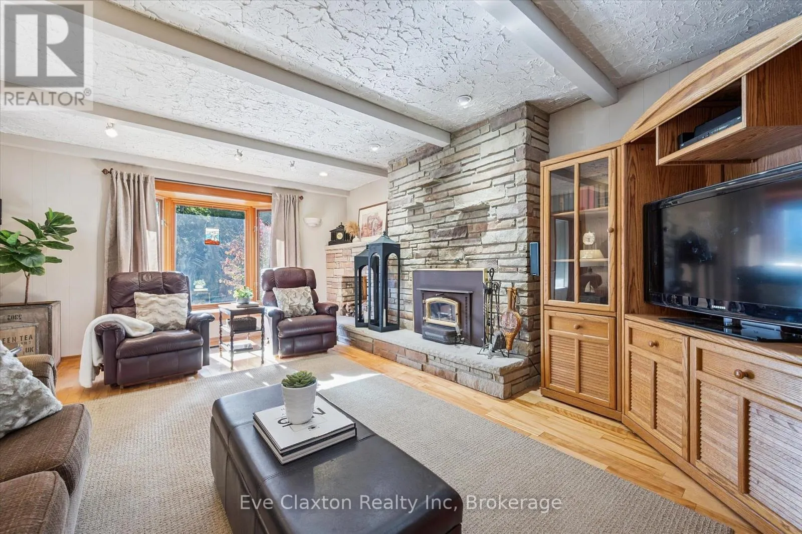 2314 SHANTZ STATION ROAD