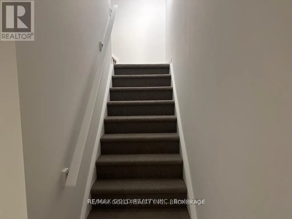 195 WEST OAK TRAIL
