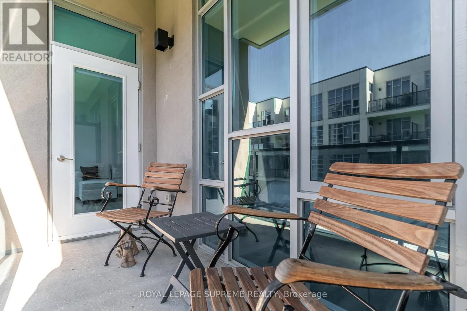 337 - 16 CONCORD PLACE