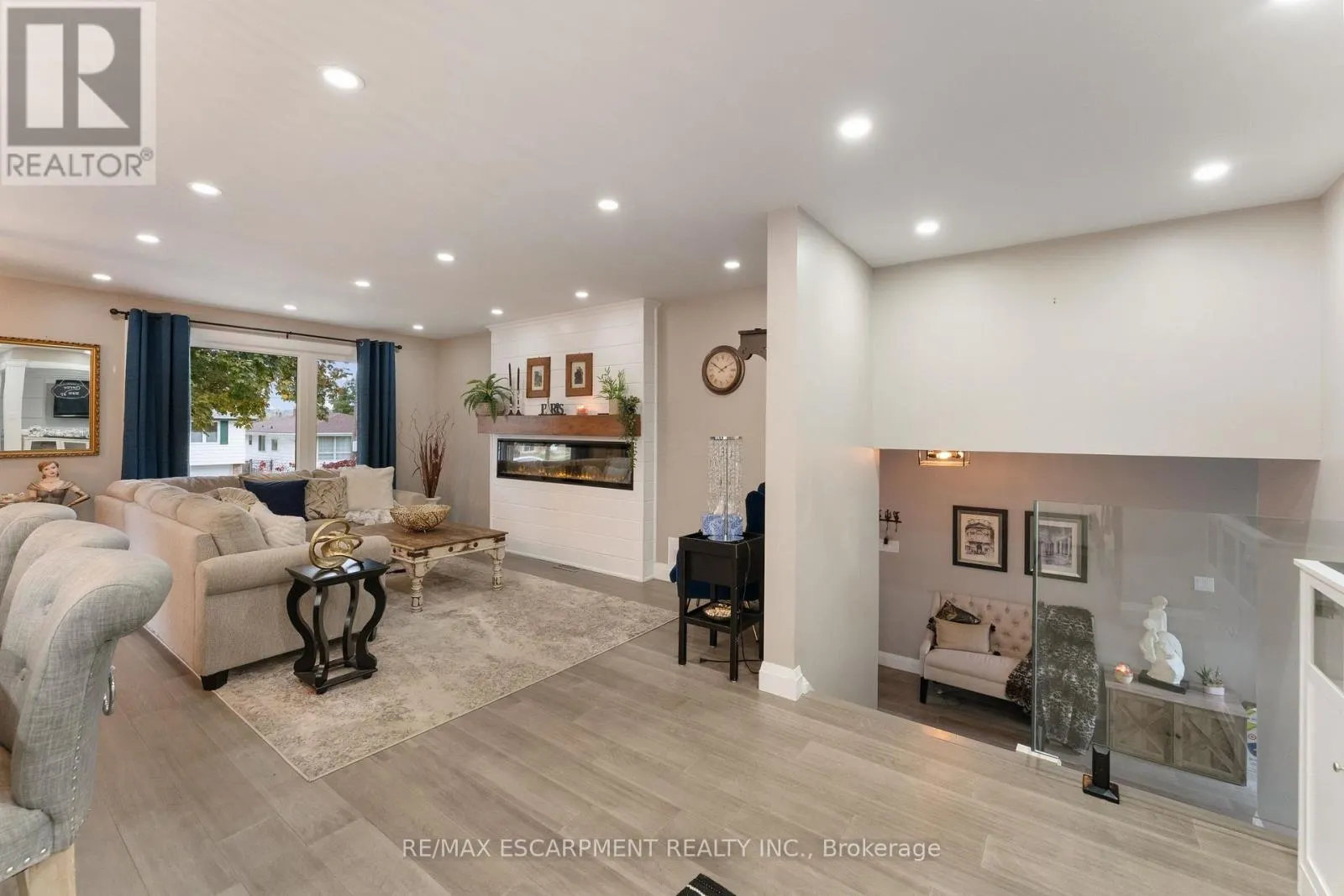 168 HANOVER PLACE